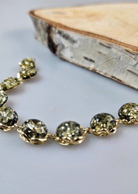 Auksinė apyrankė su žaliu gydomuoju gintaru 