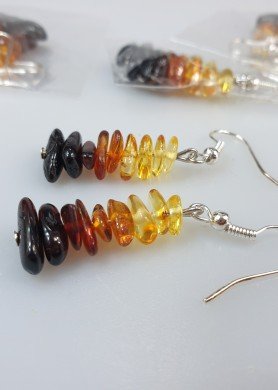 Kuklūs lengvi nedideli auskariukai su gintarais 