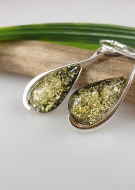 Žalio gintaro auskarai „Lašas” 