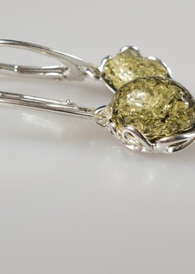 Žalio gintaro auskarai 