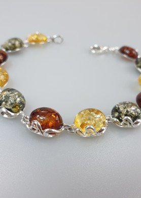 Sidabrinė gintarinė apyrankė