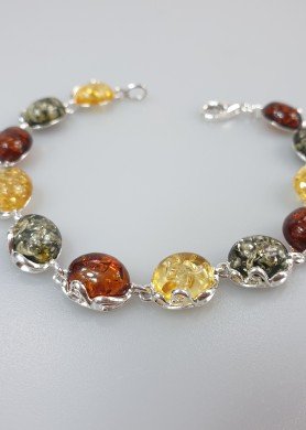 Sidabrinė gintarinė apyrankė