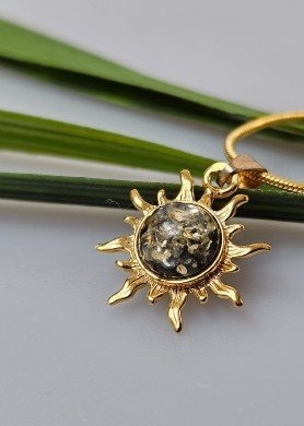 Minimalistinis auksinis pakabukas