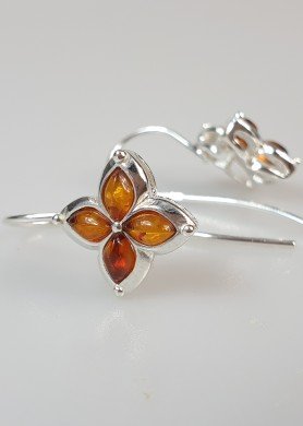 Sidabriniai auskarai su gintaru 