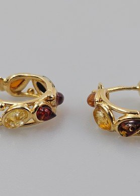 Auskarai su gintaru. Gintaro auskarai. Auksiniai žiedeliai