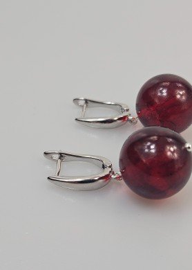 Raudono gintaro auskarai su auksu, Prabangi dovana jubiliejaus proga.