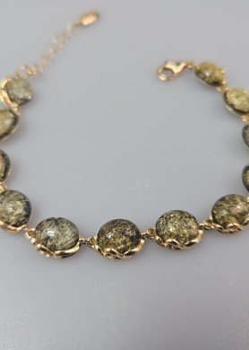 Auksinė apyrankė su žaliu gydomuoju gintaru 