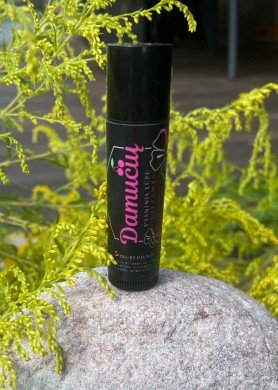 Damučių vyšninis lūpų balzamas