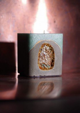 Žvakė su Abalone jūrine kriaukle