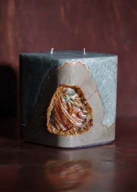 Žvakė su Abalone jūrine kriaukle