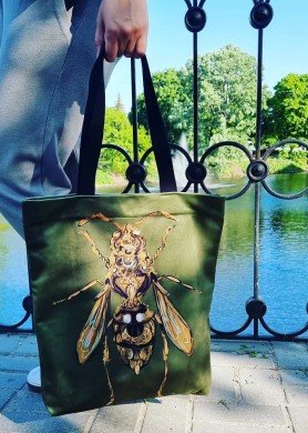 Krepšys-rankinė "Bičių karalienė"