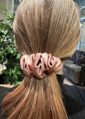 F Šilkinis plaukų segtukas 8cm - spalva Šviesi Alyvinė