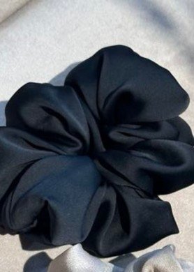 D Šilkinė plaukų gumytė XL dydžio - spalva Juoda