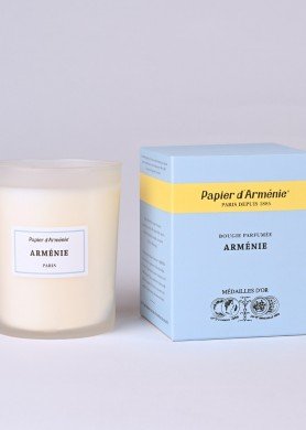 Papier d'Arménie žvakė. Arménie kvapo