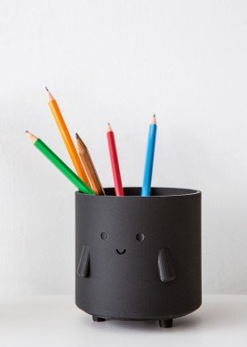 Pieštukinė „Šypsniukas“, matinė juoda