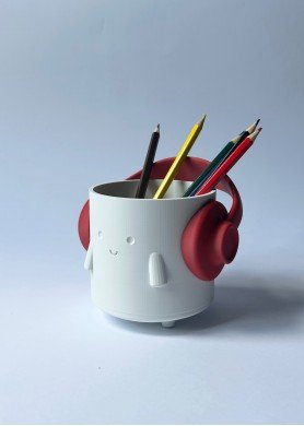 Pieštukininė - vazonėlis ,,Technologijų mylėtojas“