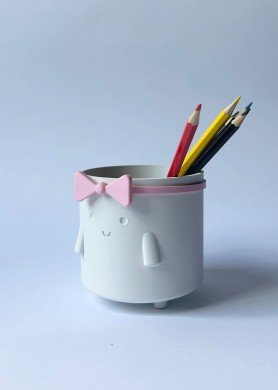 Pieštukininė - vazonėlis ,,Mergytė“