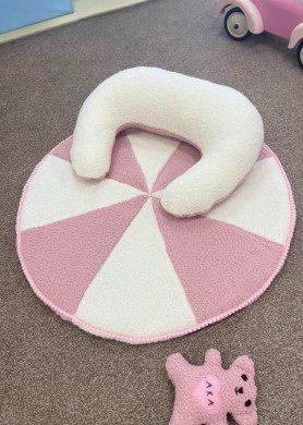 Maitinimo pagalvė + kilimėlis 90 cm ,,Teddy ledinukas,,