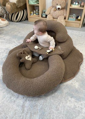 Sėdinukas kūdikiams „Komfortas“ su kilimėliu 90 cm – rankų darbo dovana naujagimiui | Teddy šokoladas