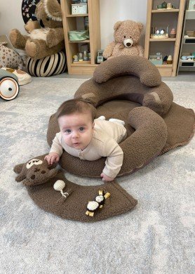 Sėdinukas kūdikiams „Komfortas“ su kilimėliu 90 cm – rankų darbo dovana naujagimiui | Teddy šokoladas