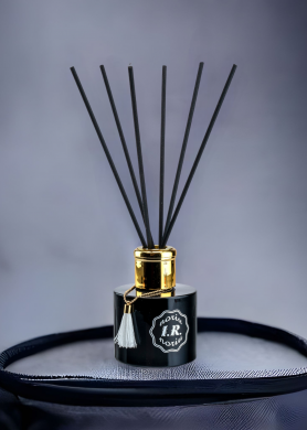 Namų kvapas „noriu ir noriu“ (juodas/blizgus)