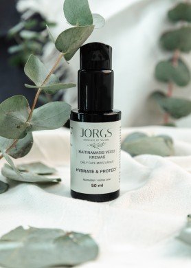 HYDRATE & PROTECT – DRĖKINANTIS VEIDO KREMAS