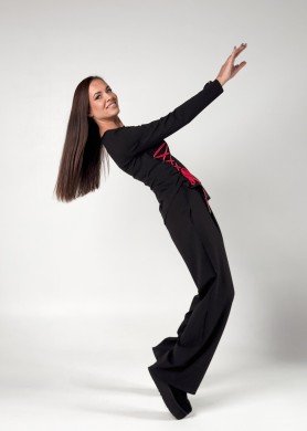 Kostiumėlis (Palaidinė su raišteliais, kelnės su klostele)