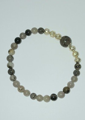 Kalnų krištolo su juoduoju turmalinu apyrankė