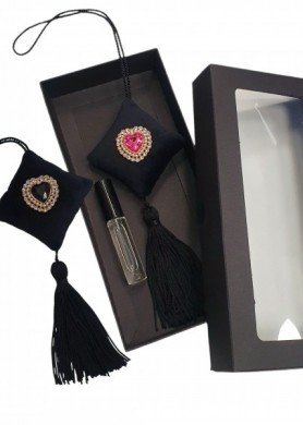 KVEPIANTI PAGALVĖLĖ SU PAPILDYMU "ŠIRDELĖ"